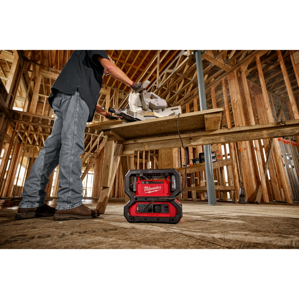 Milwaukee, 2845-20 M18 18 Volt ithium-Ion Cordless CARRY-ON 3600W/1800W Power Supply