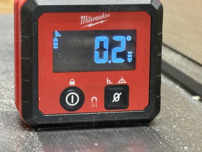 Milwaukee 48-22-5602 Digital Angle Gauge