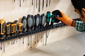 Metalmark, WH-BLK-SD-4 StealthMounts Wall Hive System Screwdriver (XL)