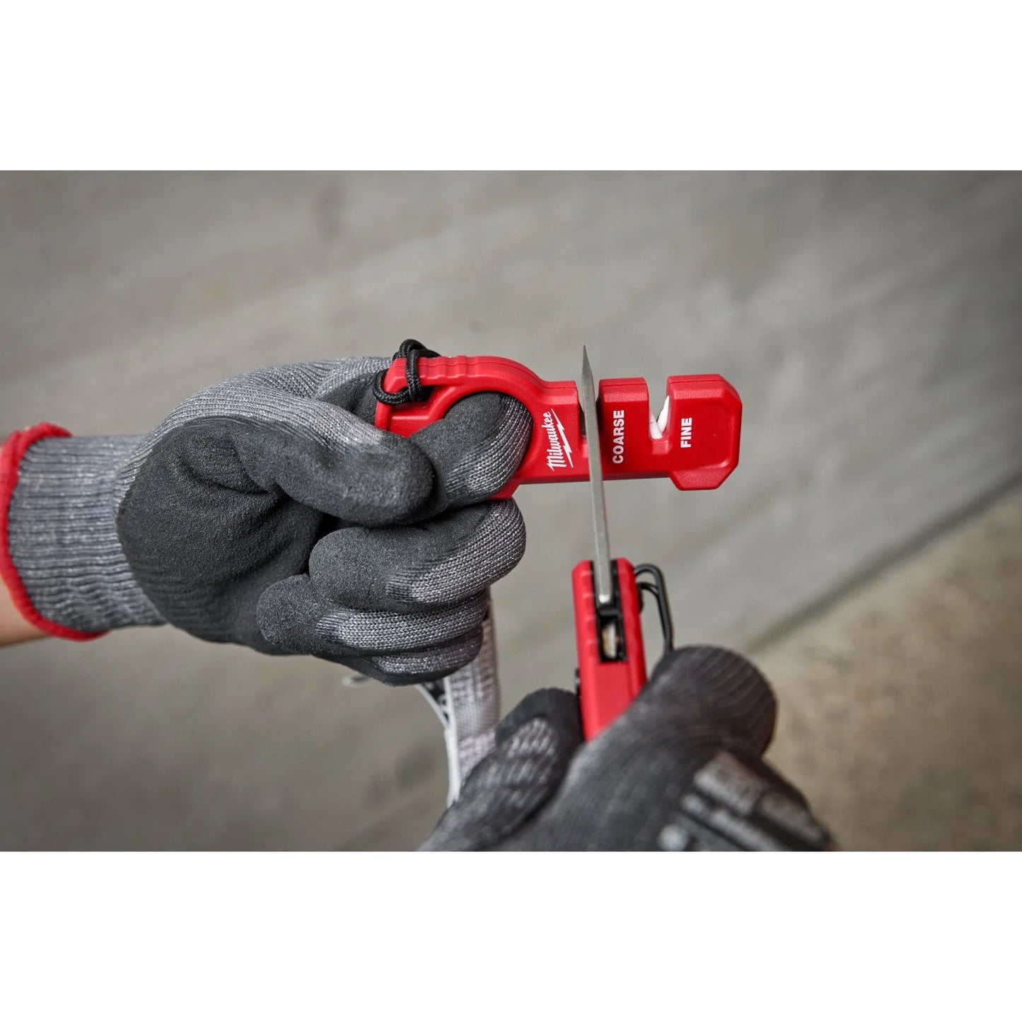 Milwaukee 48-22-1590 Compact Knife Sharpener