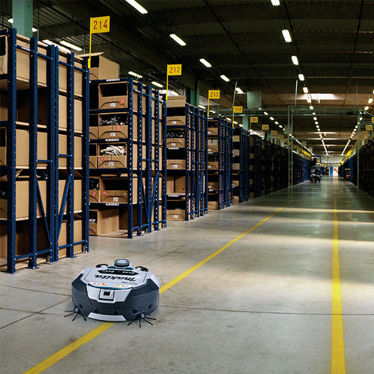 Makita, DRC300PT2 18V LXT Brushless Cordless 3.0L Smart Robotic Vacuum Kit, w/ Hepa Filter (5.0Ah x 2 Kit)