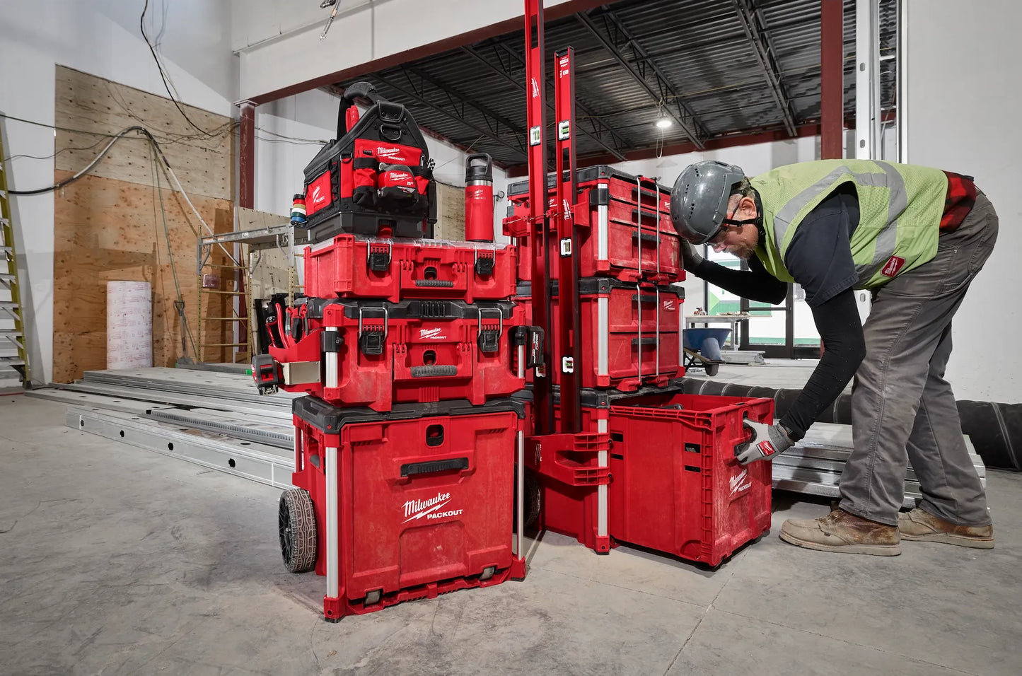 Milwaukee 48-22-8420 PACKOUT™ Rolling Drawer Tool Box