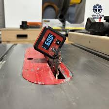 Milwaukee 48-22-5602 Digital Angle Gauge