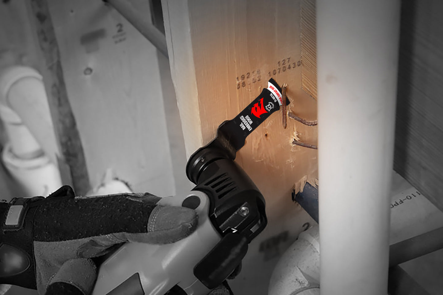 Dialbo, DOU125BW 1-1/4'' Demo Demon Universal Fit Bi-Metal Oscillating Blade for Nail-Embedded Wood